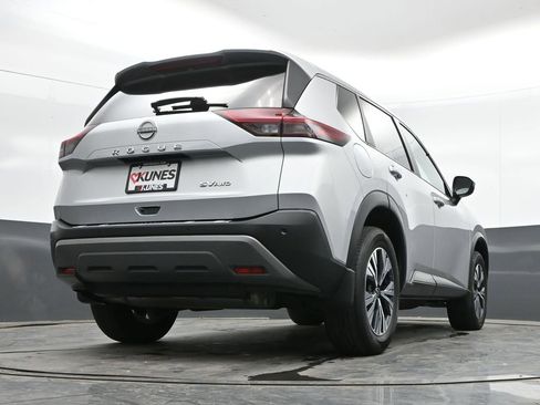 Used 2022 Nissan Rogue SV AWD/4WD image 38