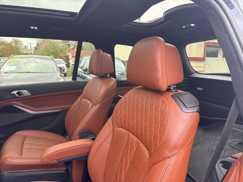 Used 2020 BMW X7 xDrive40i w/ Luxury Seating Package AWD/4WD image 14