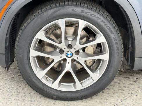 Used 2019 BMW X5 xDrive40i w/ Premium Package 2 AWD/4WD image 11