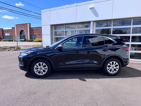 Used 2023 Ford Escape Active AWD/4WD image 2