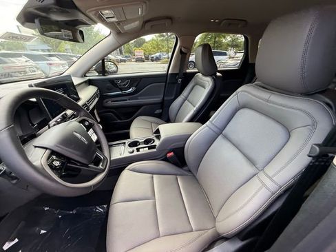 New 2025 Lincoln Corsair FWD w/ Equipment Group 101A image 13