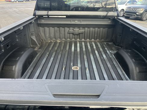 Used 2024 Chevrolet Silverado 2500 LTZ w/ LTZ Convenience Package AWD/4WD image 13