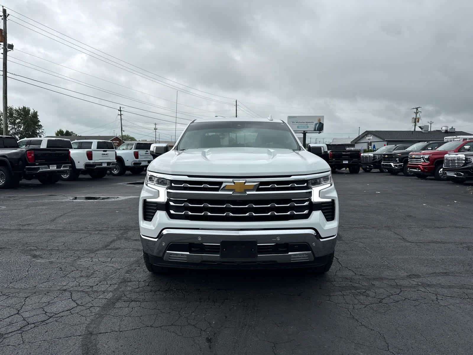 Certified 2023 Chevrolet Silverado 1500 LTZ w/ Z71 Off-Road Package AWD/4WD image 8