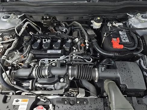 Used 2019 Honda Accord Sport image 12