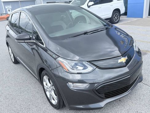 Used 2019 Chevrolet Bolt LT FWD image 3
