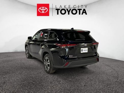 New 2026 Toyota Highlander XLE AWD/4WD image 4