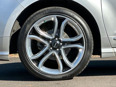 Used 2013 Ford Edge Sport w/ Driver Entry Pkg FWD image 27