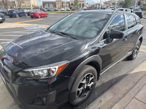 Used 2018 Subaru Crosstrek 2.0i image 3