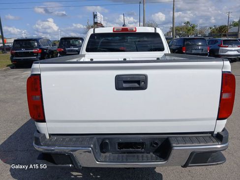 Used 2021 Chevrolet Colorado W/T w/ WT Convenience Package RWD image 12