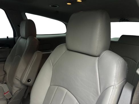 Used 2016 Buick Enclave Leather AWD/4WD image 34
