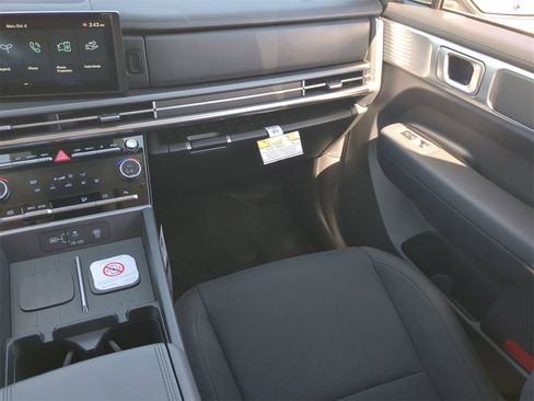 New 2026 Hyundai Santa Fe SE image 15