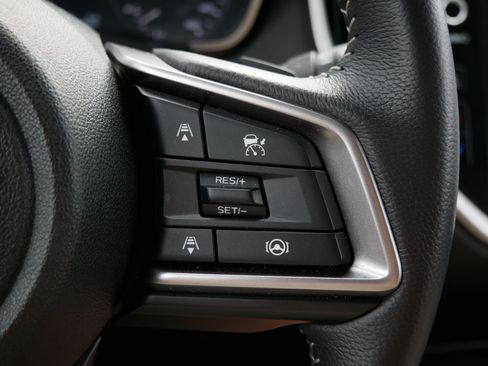 Certified 2025 Subaru Ascent Premium AWD/4WD image 29