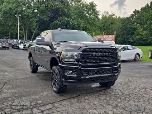 Used 2024 RAM 2500 Big Horn w/ Night Edition AWD/4WD image 6