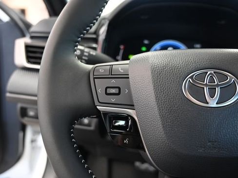 New 2026 Toyota Camry SE FWD image 23