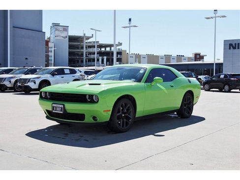 Used 2023 Dodge Challenger SXT w/ Blacktop Package image 2