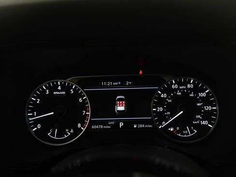 Used 2023 Nissan Pathfinder SV image 27