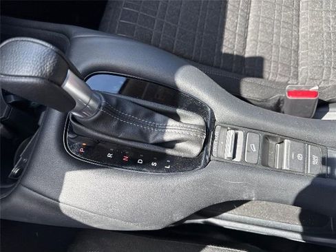 Certified 2023 Honda HR-V LX image 12