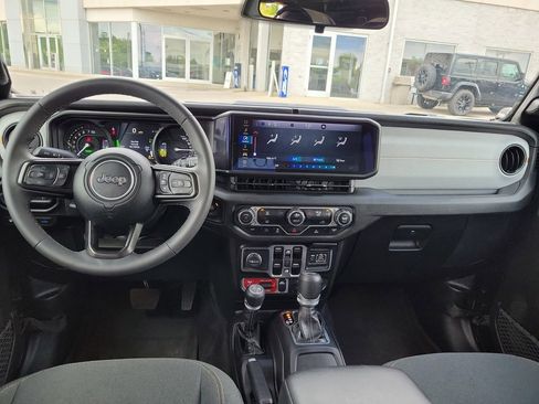 Used 2025 Jeep Wrangler Unlimited Sport S 4xe AWD/4WD image 7