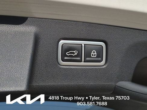 Used 2022 Kia Sorento SX FWD image 9