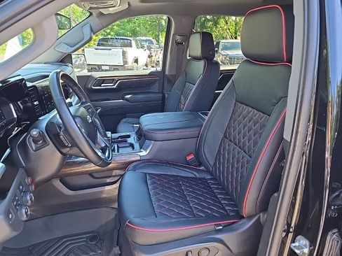 Used 2023 Chevrolet Silverado 1500 LT Trail Boss w/ Protection Package AWD/4WD image 14