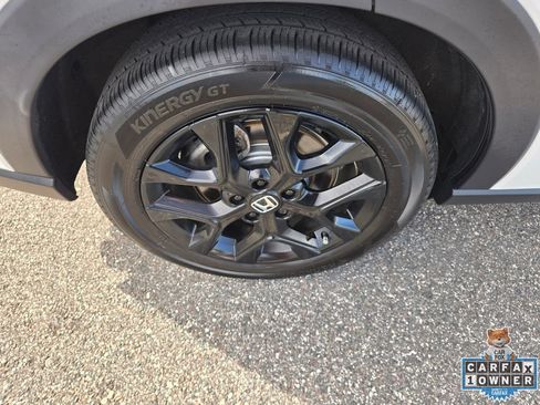 Used 2025 Honda HR-V Sport image 11