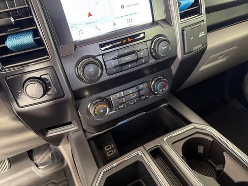 Used 2019 Ford F150 XLT w/ Equipment Group 302A Luxury AWD/4WD image 15
