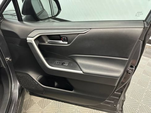 Used 2022 Toyota RAV4 XLE Premium FWD image 15