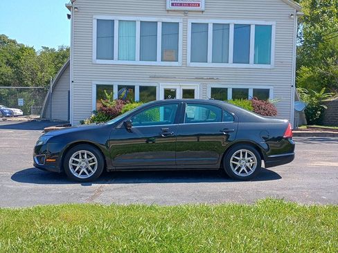 Used 2012 Ford Fusion SEL FWD image 2