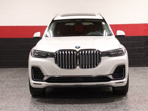 Used 2019 BMW X7 xDrive40i w/ Premium Package AWD/4WD image 11