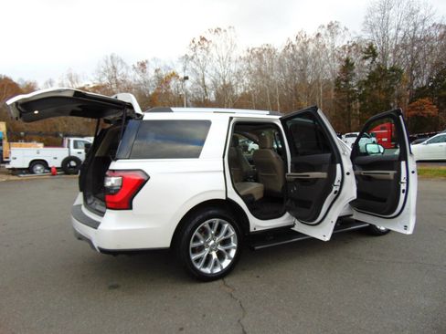 Used 2018 Ford Expedition Limited w/ Equipment Group 302A image 70