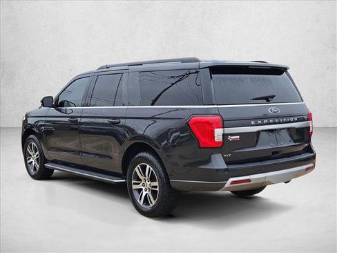 Used 2022 Ford Expedition Max XLT image 8