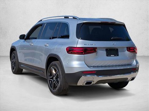 New 2026 Mercedes-Benz GLB 250 image 9
