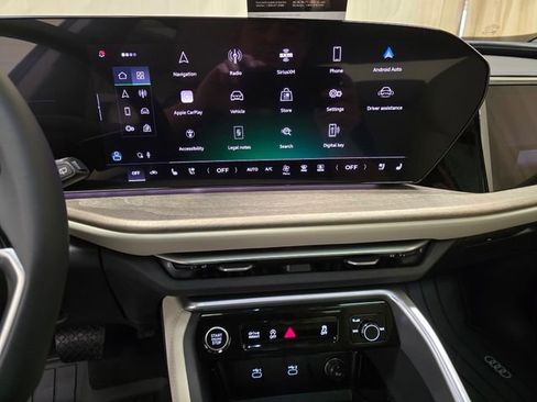 New 2025 Audi Q5 Prestige image 15