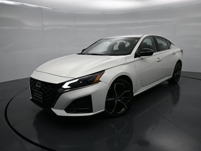 Used 2025 Nissan Altima 2.5 SR