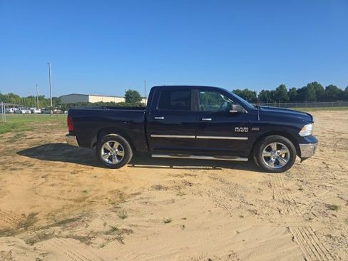 Used 2015 RAM 1500 Big Horn AWD/4WD image 11