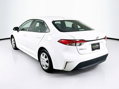 Used 2024 Toyota Corolla LE image 5