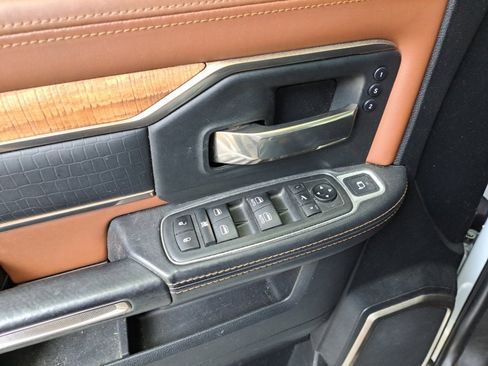 Used 2020 RAM 2500 Limited image 33