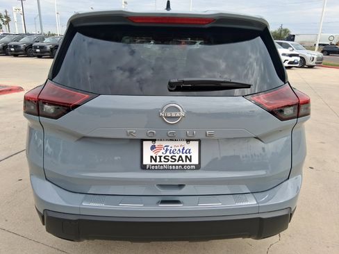 New 2026 Nissan Rogue SV image 5