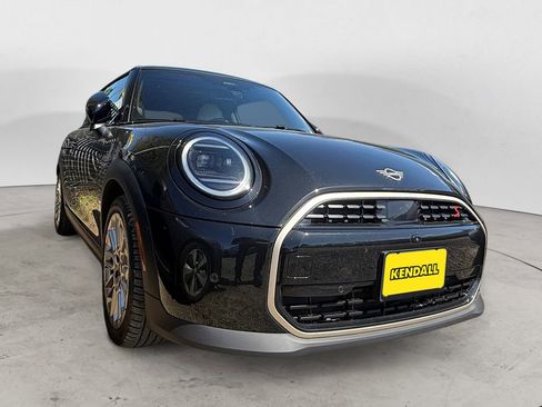Used 2025 MINI Cooper S FWD image 5