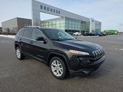 Used 2017 Jeep Cherokee Latitude w/ Comfort & Sound Group