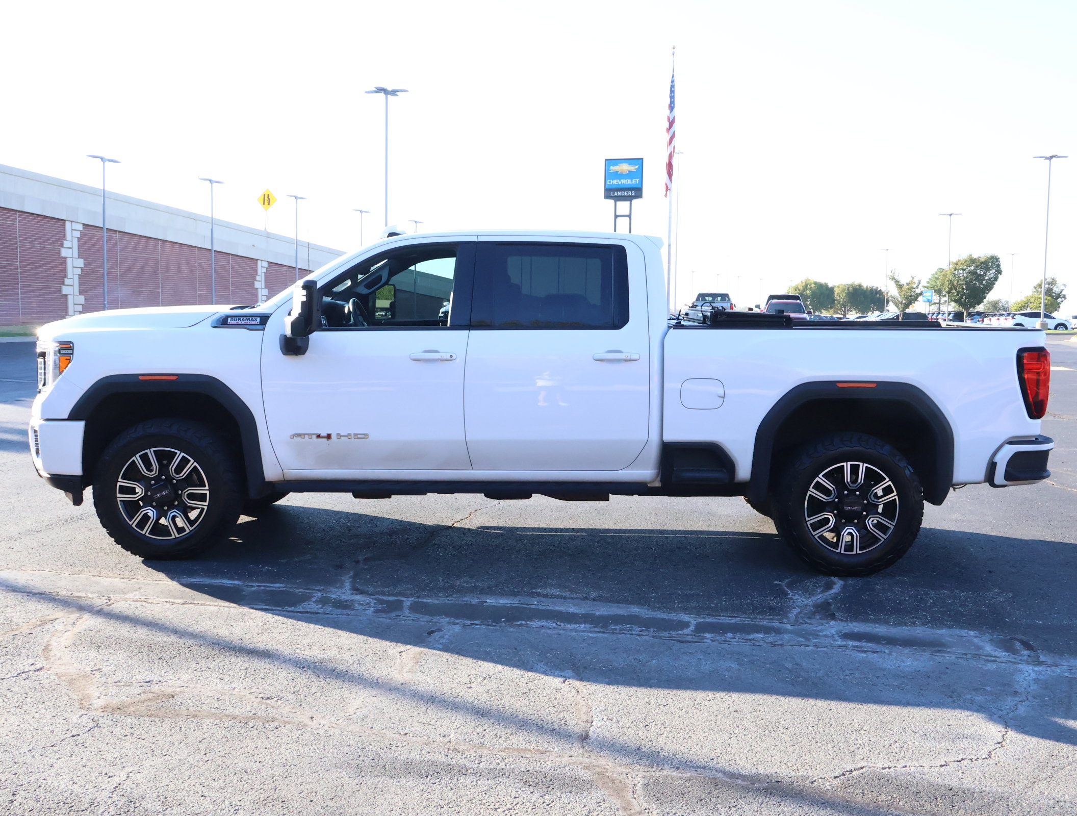 Used 2023 GMC Sierra 2500 AT4 w/ AT4 Preferred Package AWD/4WD image 39