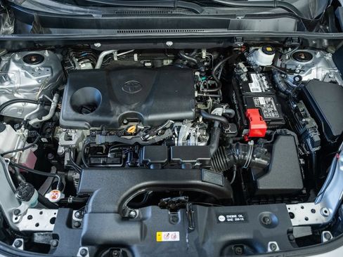 Used 2019 Toyota RAV4 LE w/ All Weather Liner Package AWD/4WD image 15