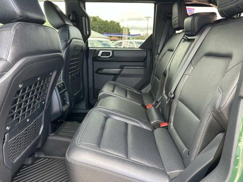 Used 2025 Ford Bronco Badlands AWD/4WD image 20