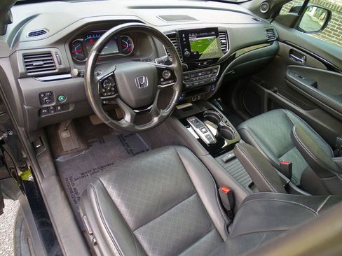 Used 2019 Honda Passport Elite image 16