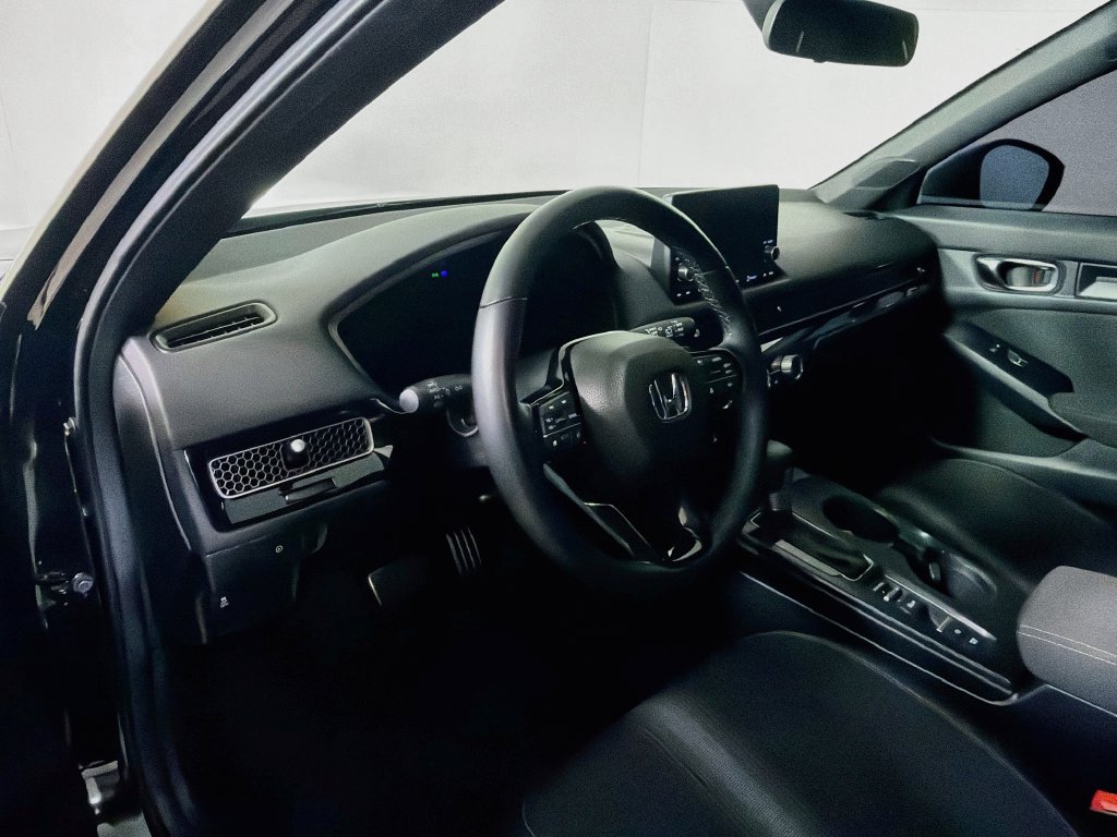 Used 2025 Honda Civic Sport image 10