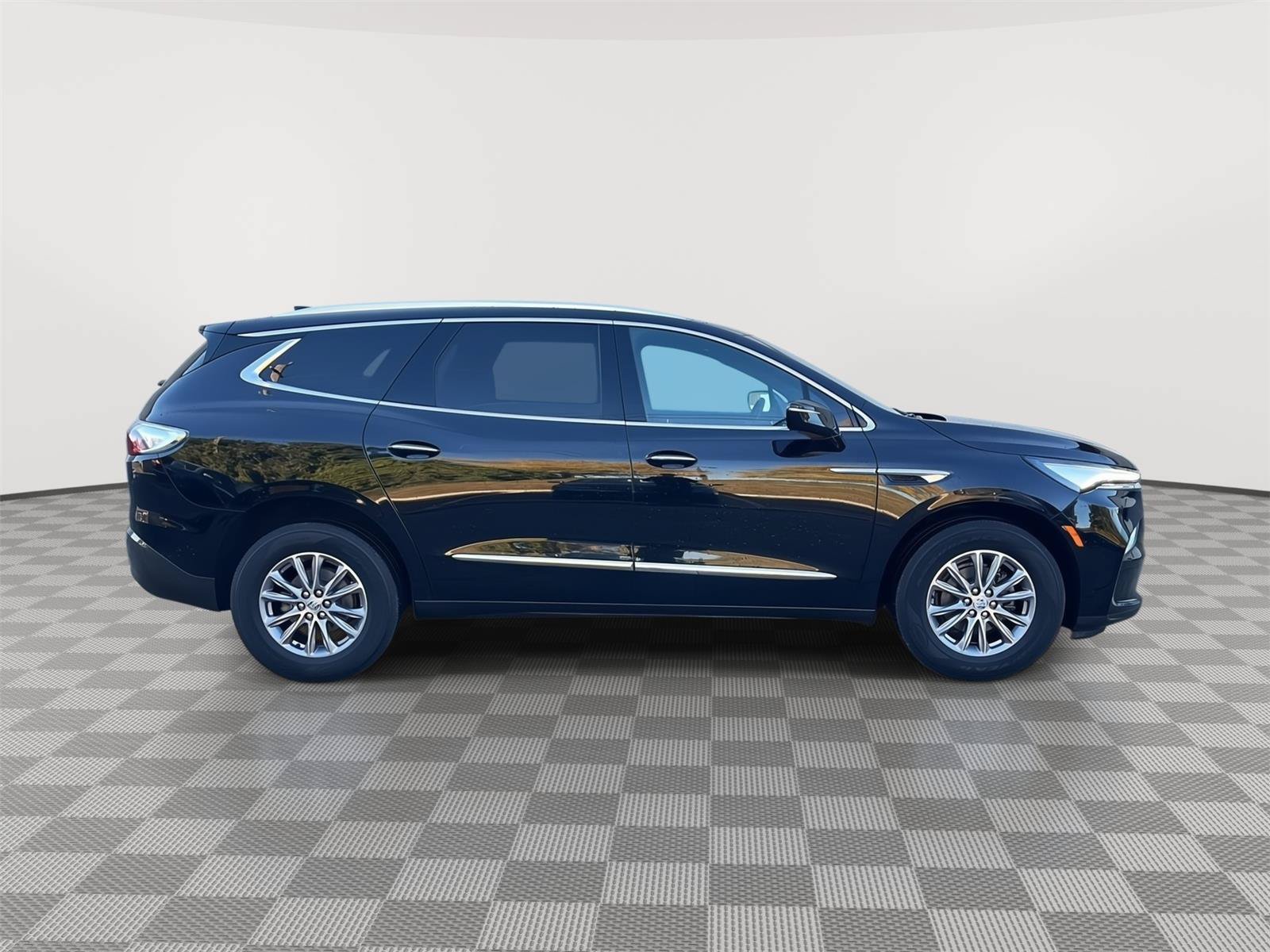 Used 2024 Buick Enclave Essence w/ Trailering Package, 5000 lbs. AWD/4WD image 29