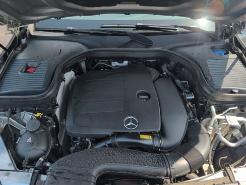 Used 2020 Mercedes-Benz GLC 300 4MATIC image 20