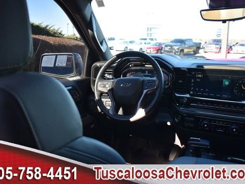 Used 2023 Chevrolet Silverado 1500 ZR2 w/ Technology Package image 29