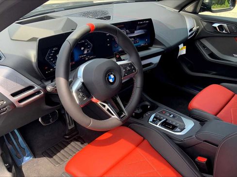 Used 2026 BMW M235i xDrive w/ Technology Package image 9