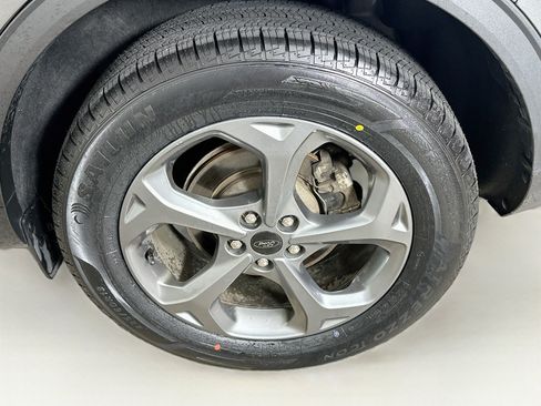 Used 2025 Ford Escape ST-Line Select AWD/4WD image 11